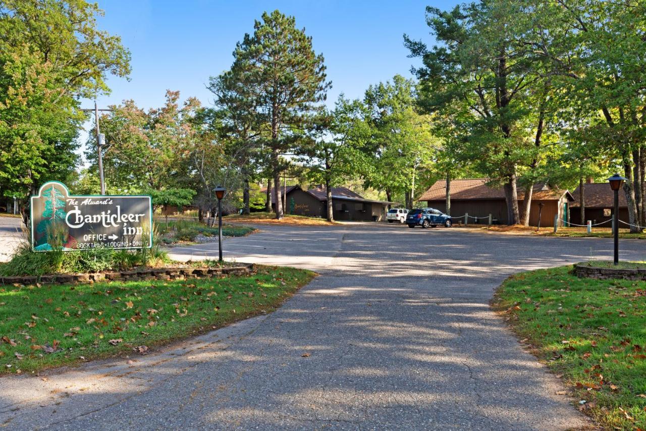 Chanticleer Inn: Villa 8 Eagle River Luaran gambar